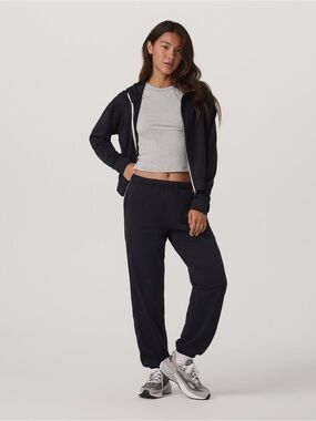 NWT VUORI HALO MODERN SWEATPANTS